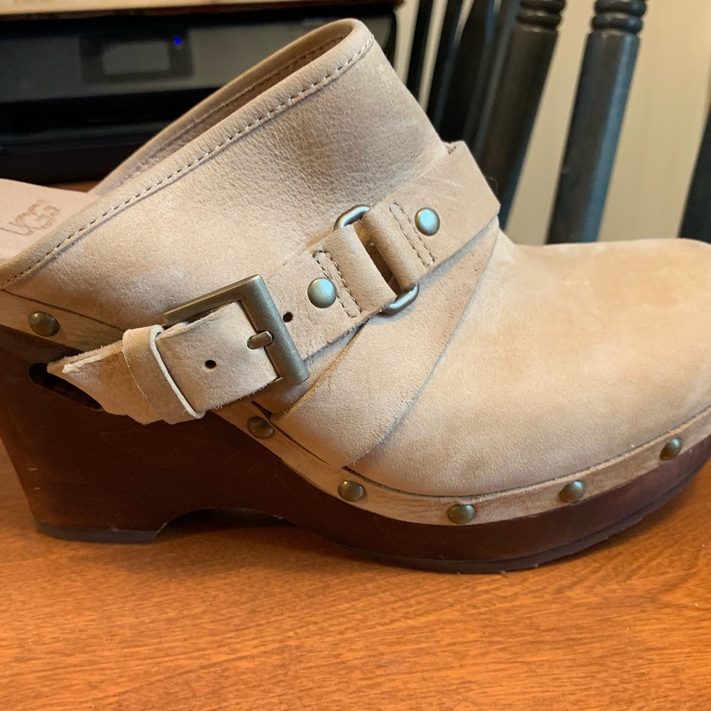 UGG winter clogs - size 7